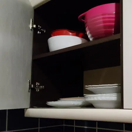 Apartment Inviting 7 Sleeps 4 Guests